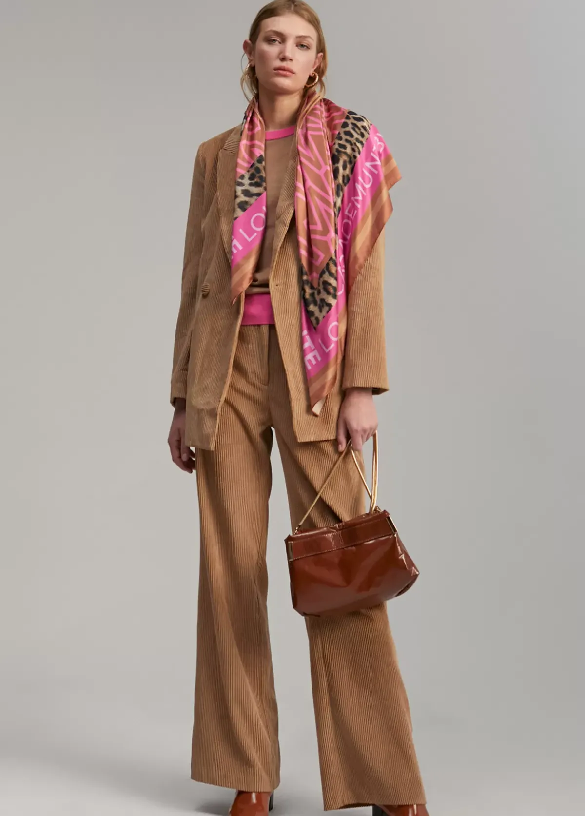 Outlet Americana oversize de pana Americanas Y Blazers