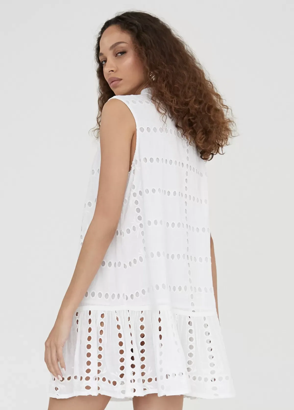 Caftan corto bordado Baño