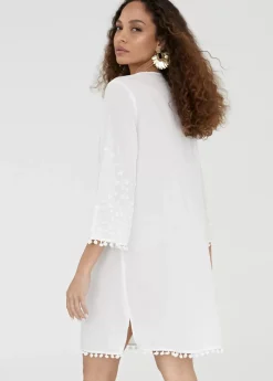 Clearance Caftan corto con bordado Baño