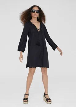 New Caftan corto con bordado Baño