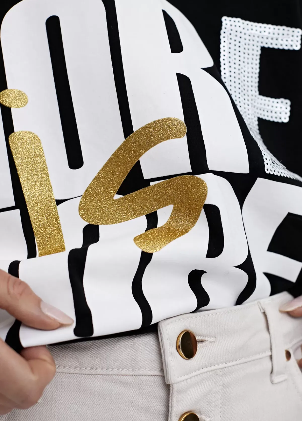 Outlet Camiseta more is more Camisetas Y Tops