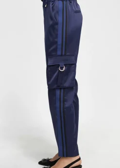 Pantalón cargo satinado Pantalones