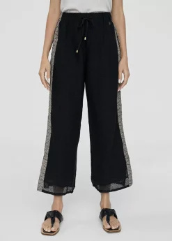 Pantalón con detalle lateral Pantalones