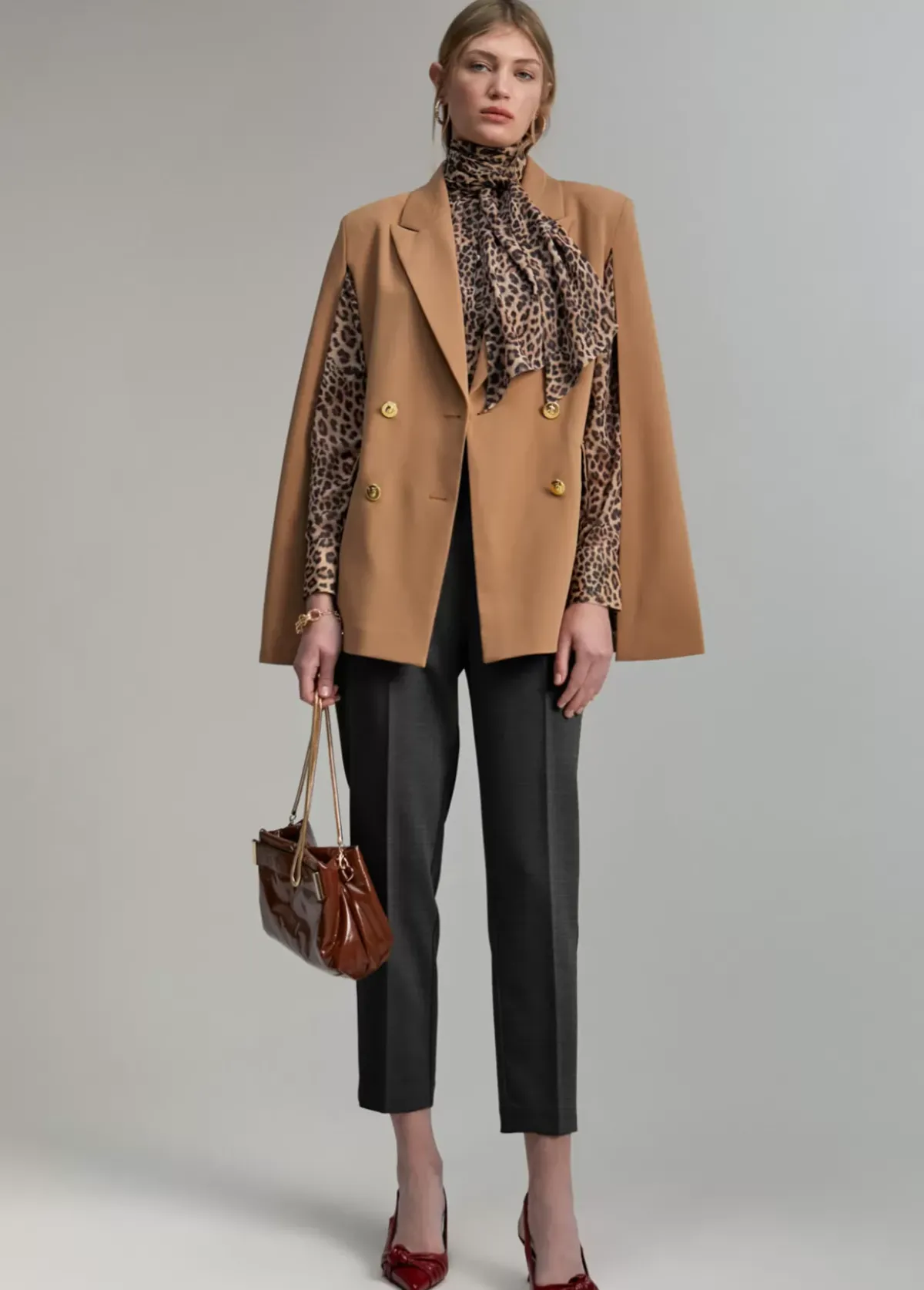 Outlet Pantalón detalle botones Pantalones