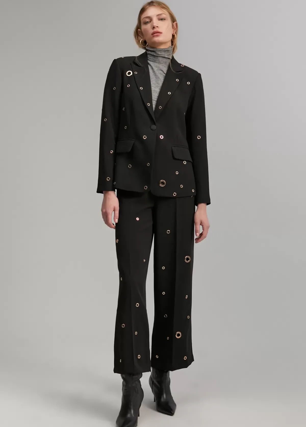 Outlet Pantalón detalle eyelets Pantalones