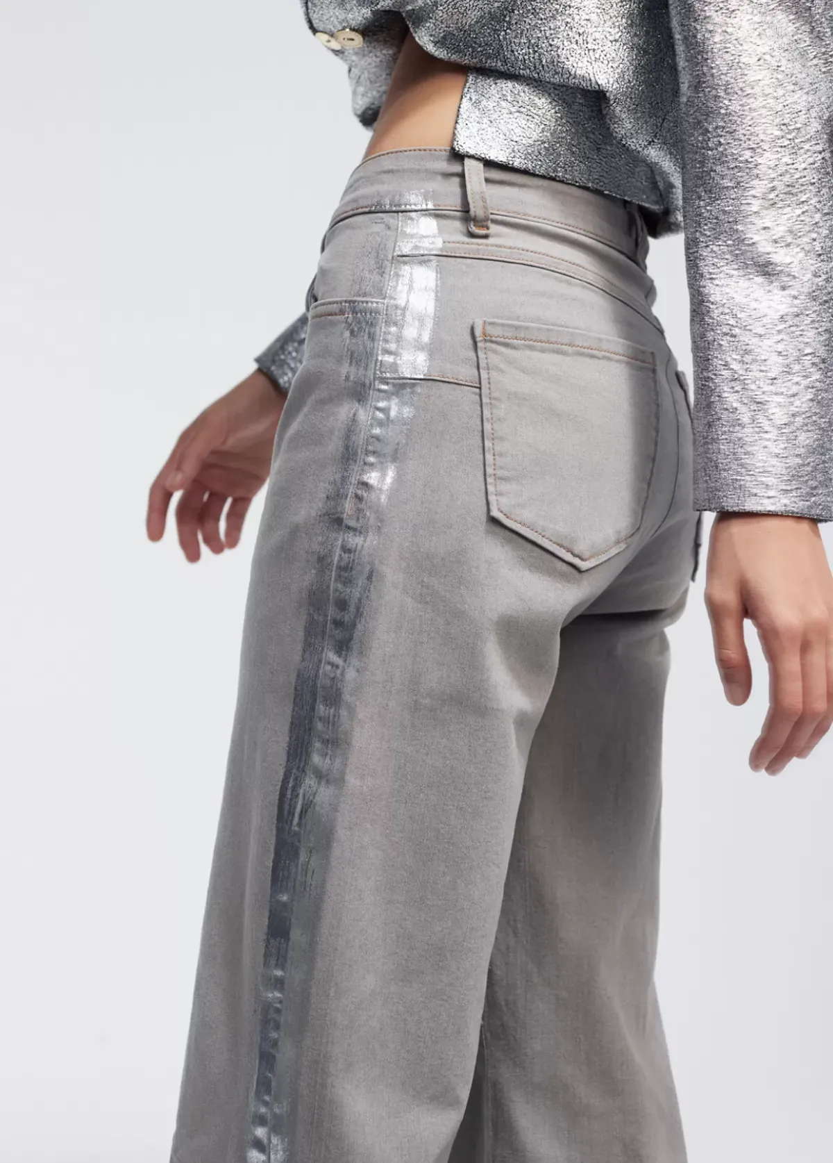 Best Pantalón detalle laminado Pantalones