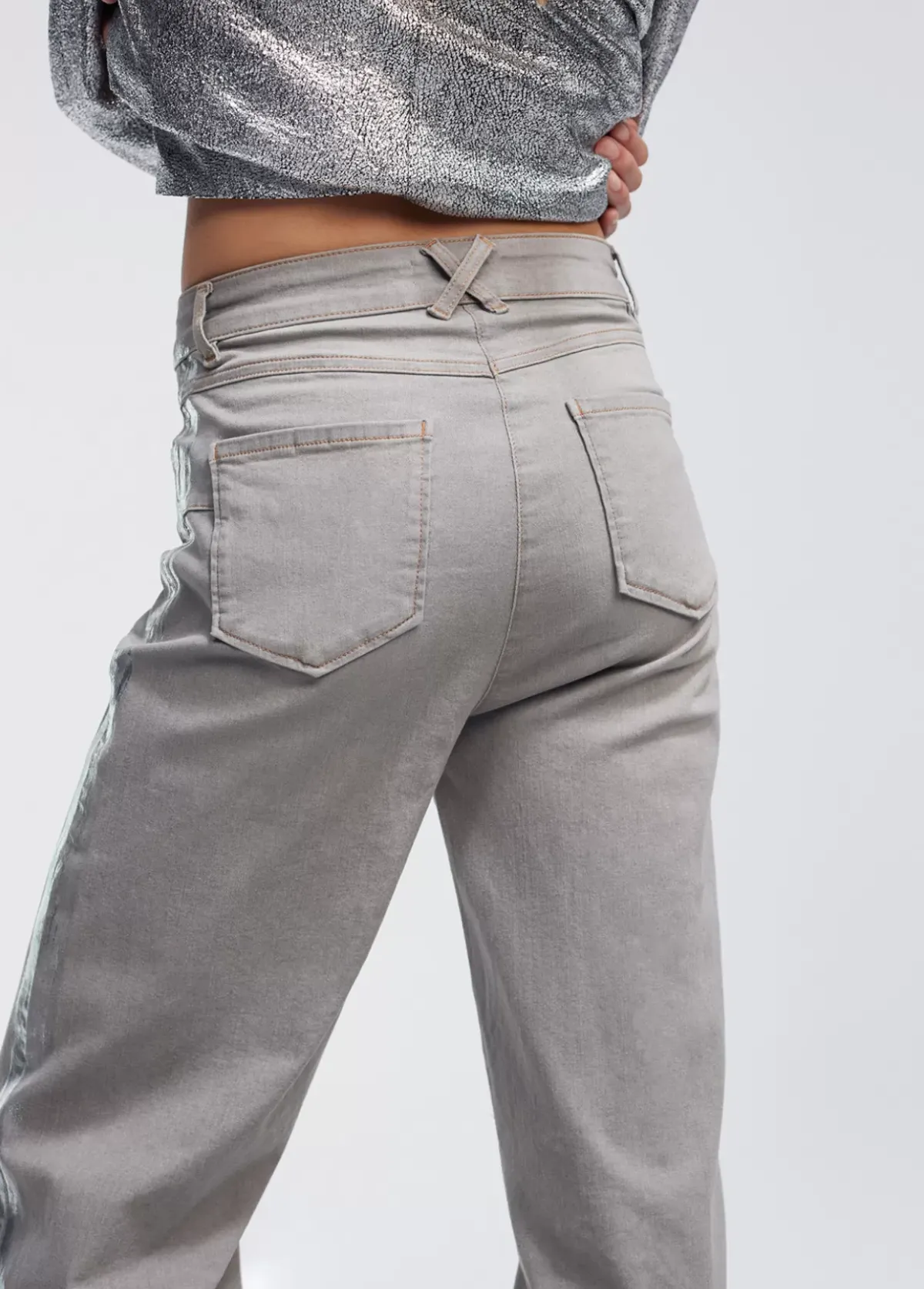 Best Pantalón detalle laminado Pantalones