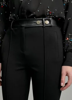 Pantalón detalles efecto piel Pantalones