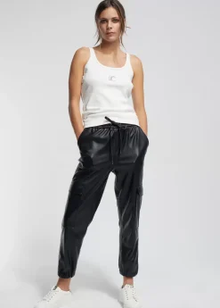 Online Pantalón efecto piel Pantalones