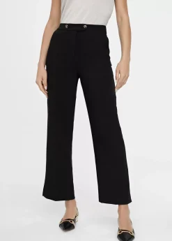 Pantalón recto detalle botón Pantalones