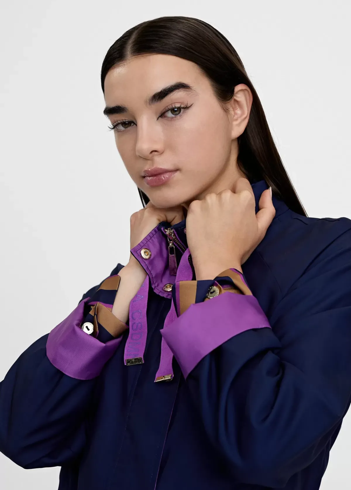 Parka con capucha Chaquetas Y Gabardinas|Abrigos Y Cazadoras