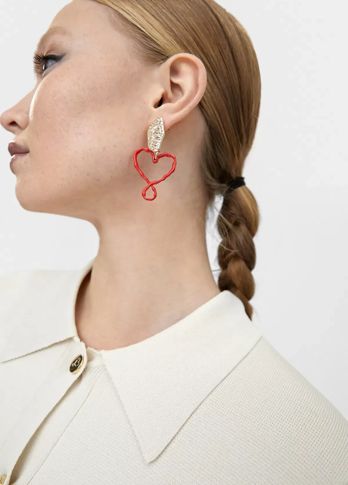 Sale Pendientes corazón lacado Bisuteria