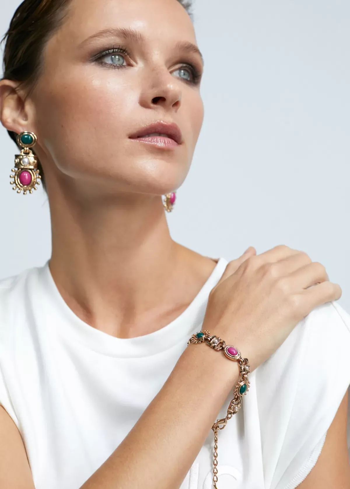 Discount Pulsera dorada multi piedras Pulseras