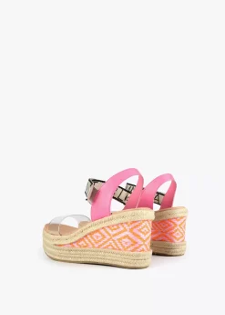 New Sandalia cuña efecto rafia fantasía. Calzado