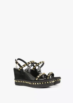 Sale Sandalia de cuña negra y tachas Calzado