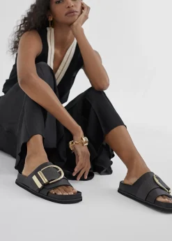 Sandalia plana Calzado