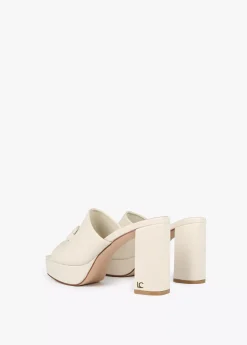 Zueco de tacón Calzado